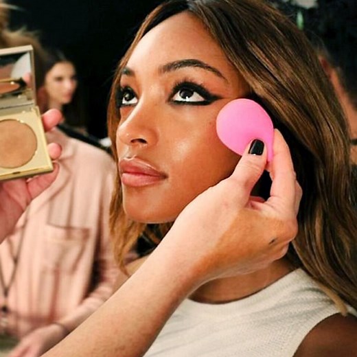 How to Clean Your Makeup Sponge—the Cheap & Easy Way