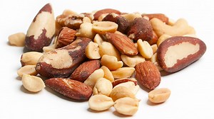 Why big nuts always rise to the top