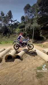 46K views · 446 reactions | Nie sprzęt, lecz technika, zrobią z Ciebie zawodnika   IG "tonibou" | Świat Motocykli | Facebook