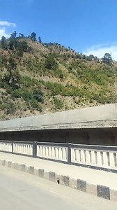 Mesmerizing road vibes | Beautiful mountain path