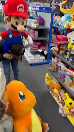 مالك شاف ماريو كتير كبيرر🥹