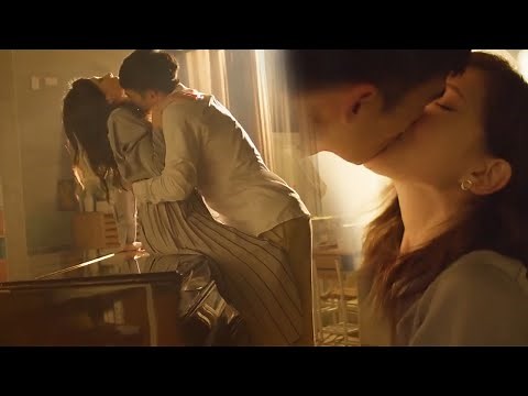 Zhang Yixiang dreamed of a passionate kiss with his teacher and woke up still reminiscing