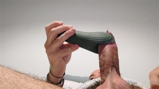 I came quickly with my manta from fun factory