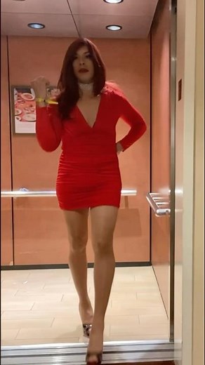 Crossdresser Hotel