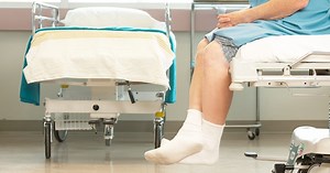 Risks and Complications of Total Knee Replacement Surgery