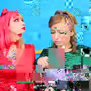 Another Gold Girl Vs. Silver Girl Battle 🥊 | Troom Troom