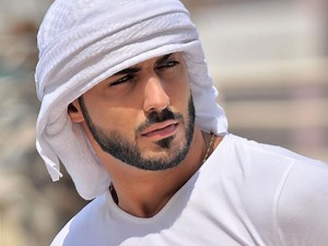 Cum arată în prezent Omar Borkan Al Gala, considerat cel mai frumos arab | PRO TV