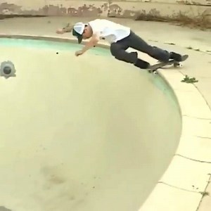 Skate Pools  @goonsac #fullydecked #jessupgriptape #forevergrippy | Jessup Griptape | Facebook