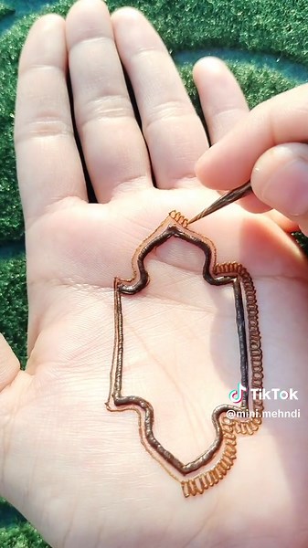 #foryou #foryourpage #fyp #trending #viralvideo #henna #mehndi #foryoupageofficiall #eidmehndi #eidmehndi