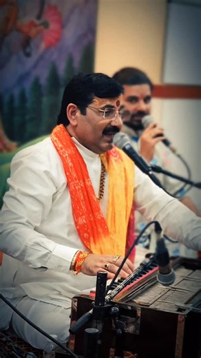 Kashi badli, Ayodhya badli... Ab Mathura ki baari hai! Ram khade hain liye dhanush, ab bansi bajne wali hai... 🎶 Jai Siya Ram 🙏 #JaiSiyaRam #JaiShreeKrishna #RamBhajan #BhaktiGeet #Sunderkand #PremPrakashDubey #BhajanSinger #DevotionalMusic #Ayodhya #Kashi #Mathura #Bhakti #IndianSpirituality #SharadPurnima #SatsangVibes | Prem Prakash Dubey