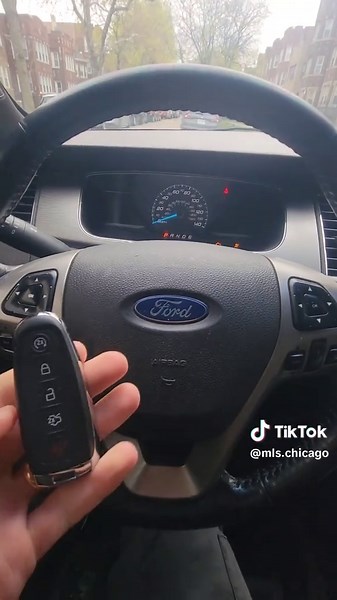 #mobilelocksmithservice #locksmith #chicago #samedayservice #mobileservice #automotive #carkeys #smartkeys #ford #taurus