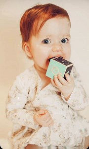 Which language will you choose? Whether you speak English, Italian, German, Spanish, French or Arabic, you can teach your little babe their A-B-Cs ✨  28 Block set  Learn English and a 2nd language 蝹 Wood-embossed 笠 Build, stack, sort  Made in the USA from FSC certified basswood Order your set now before we sell out. Search for “Uncle Goose” on our website www.entropytoys.com.au —  thank you @escoutphotograhy for her photography | Entropy Toys | Facebook