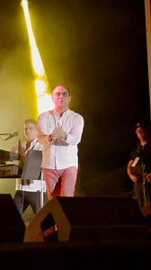 10K views · 247 reactions | ¡Gilbertito Santa Rosa puso a bailar al público con sus éxitos y su increíble música! Cerró con broche de oro la segunda noche del Carnaval Mabó.  Hoy seguimos con más. #CarnavalMabó | Municipio Autónomo de Guaynabo | Facebook