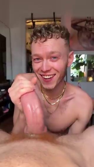 Just like that baby 🥵🥵🥵 @LuckyBanksxxx