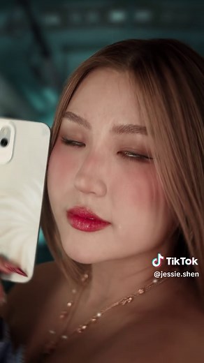 Descubra o Novo OPPO RenoF 14: Estilo e Qualidade