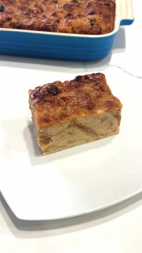 Budín | Puerto Rican Bread Pudding | https://www.delishdlites.com/recipe-index/baking-recipes/budin-puerto-rican-bread-pudding/ | Delish D'Lites - Easy Latin Inspired Recipes
