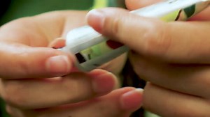 Help keep dry palms and pinkies feeling softer, smoother and protected from dryness with our intensely rich Avocado Hand Balm. Visit our store and shop via home delivery. Platinum Building Bagatale Road- 0114846466, Colombo City Center- 0112083007, Odel Alexandra Road 0114625800/ 0773008019 , Kandy City Center- 0812233008 #TheBodyShopLK #Srilanka #Colombo #Kandy #avocado #handbalm | The Body Shop