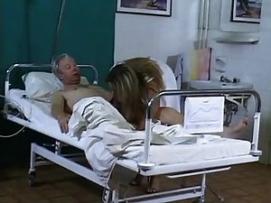 Nurses Washing Male Patients Porn | Wonporn