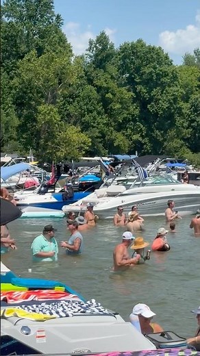 Party Cove! #lakelife #partycove #sandbar #lake #fun #fyp #followme #subscribe