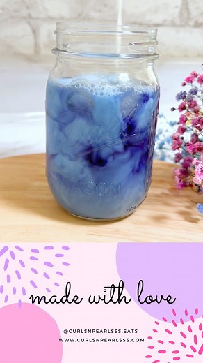 Butterfly pea flower latte 🦋 Did you know butterfly pea flowers are rich in antioxidants and provide many health benefits? Some include improved eyesight, digestion, healthy hair and skin. Cheers! Directions: Brew butterfly pea flowers in hot water Steep about 5 minutes Add ice to a glass Pour cooled butterfly pea tea Add milk Sweetener of voice Add vanilla sweet cream cold foam Enjoy! FOLLOW for more inspo! #butterflypea #butterflypeaflower #butterflypeatea #butterflypeaflowertea #butterflypea