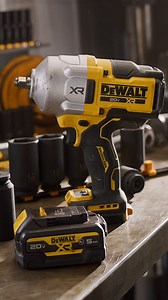 Experimenta el poder con la Llave de Impacto de Alto Torque de 1/2“...