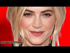 Emily Wickersham Shows Off Her Beautiful Sizzling Body