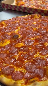 44K views · 824 reactions | 120 reasons why your average pepperoni pizza doesn’t cut it! CRUNCH, Baby, Crunch 襤 #120pepperoni #burattinopizza #californiapizzastandard #asmr #pizzaporn | Burattino Brick Oven Pizza | Facebook