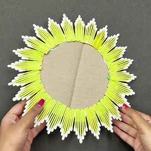 Amazing idea _ Earbuds reusing wall decor #reyse #diy | Deep's CRAFT