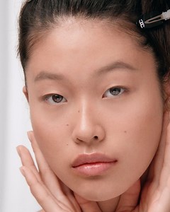 22K views · 1.5K reactions | Hit refresh. Sweep away makeup with a swipe of L’EAU MICELLAIRE, then purify and fortify the complexion with LA MOUSSE. Skin looks clear, refreshed and ready for the next step in your ritual. Discover on chanel.com/-CLEANSERS-2022-CHANEL | CHANEL | Facebook