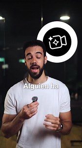 Un reproductor de video que el navegador no puede bloquear porque para él no existe ningún video. ASCIILINE convierte cada fotograma en caracteres de texto y los renderiza sobre un canvas de HTML. 30 fotogramas por segundo hechos de letras. Para cualquier bloqueador o filtro de medios, esto es solo JavaScript actualizando texto en pantalla. Nada de etiqueta video, nada de archivo multimedia, nada que interceptar. Y lo mejor: puedes pasarle el repo a Claude Code y tenerlo en tu web en minutos. Gu