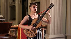 MAURO GIULIANI Rondó para guitarra y pianoforte No. 1, Op. 68. Enrica Savigni, guitarra. Laura Savigni, pianoforte. | Grandes Clásicos