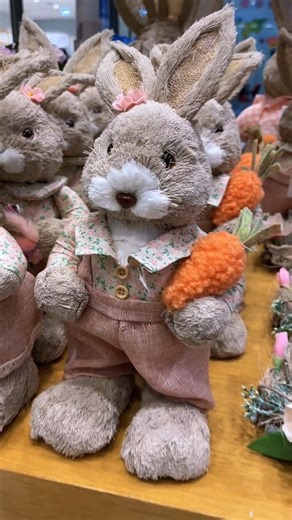 Primăvara a sosit la @nobilacasa #Coresi și a adus cu ea cele mai drăgălașe decorațiuni de Paște! 🐣💐 Vino să-ți alegi preferatele și să-ți transformi casa în cel mai cozy colț de primăvară! 🌸 #nobilacasa #nobilacasacoresi #primavara #paste #inspiratie #casa #locuinta #coresi #coreshoppingresort #coresiavantgarden #brasov #cartiercoresi #coresibusinesscampus | Coresi Shopping Resort