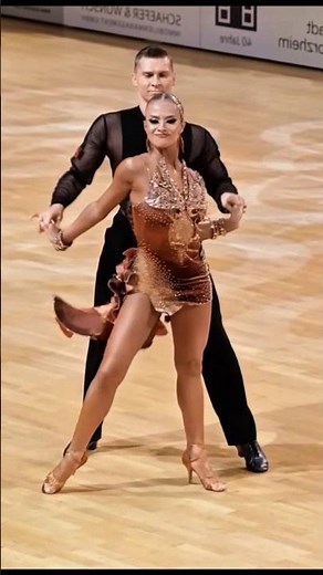 Funky Oldies Groove 🕺🎵 #funk #oldies #dancevideo #dance #latindance #coupledance #dancesport