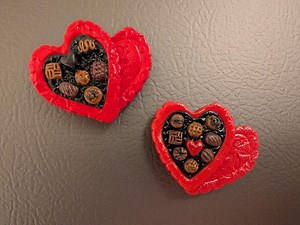 Heart-shaped Chocolate Box Magnet - Etsy Australia
