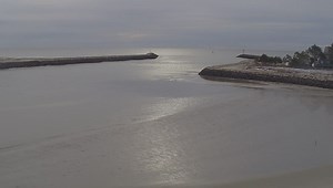 1.3K views · 129 reactions | Thursday morning zen律‍♂️ ipcamlive.com/wellsjettycam | Wells Police | Facebook