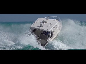 Searay 460EC 1986 in real 10 foot seas