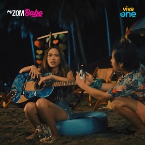 Frenchlog? Saang tapsihan meron n'yan? Pa-order nga ako! 🤣 Gusto mo bang matuto ng French? Tuturuan ka ni Yasmine sa 'MY ZOMBABE' now streaming on #VivaOne! Babangon na upang mahalin ka! https://vivaone.page.link/MyZombabe #BidaKaDito #MyZombabe #KimPoy | Viva One