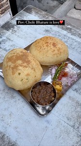 “Chole Bhature: Bringing joy one plate at a time.” Credits : @Lifewithdarpan #CholeBhature #foodie #Yummy #Delicious #Trending #Reel #viral | Saregama