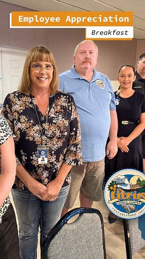 Positive Friday 🌟 We’re thankful for our dedicated employees who make Team Citrus shine! Yesterday, County Administrator Steve Howard and Assistant County Administrator Mariselle Rodriguez celebrated staff work anniversaries with an employee appreciation breakfast. Celebrating 5 years: Kolleyne DeMaio, Support Services; Lisa Haffey, Human Resources; James Pritchard, Transit Services; Kevin Scott, Fire Rescue Not pictured: Teresita Dekorte, Facilities Management; Edward Kestrel, Systems Manageme