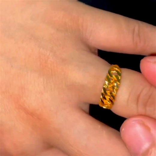 2.2K views · 62 reactions | How to make gold chain ring | The jewellery man | Facebook