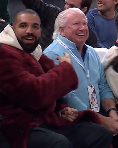 2.4M views · 14K reactions | "Are you famous?" 藍 When this fan asked Drake who he was   (via Oklahoma City Thunder) | SportsCenter | Facebook