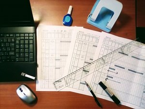 顧客管理をエクセルで管理するには？無料でやる作り方と効率化を紹介 - E-Grantメディア