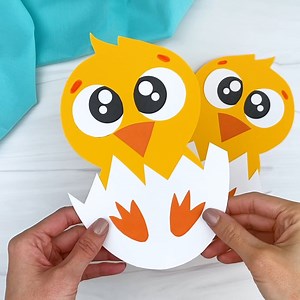 🐣 Easter Chick Craft ✂️ Get the template on the blog | Simple Everyday Mom