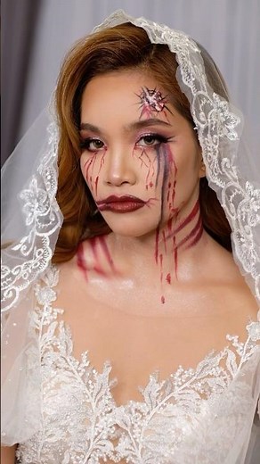 Ghost Bride👰🏻‍♀️🧟‍♀️🥀#spooky #trickortreat #HalloweenMakeup #creativemakeup #corpsebride#viral