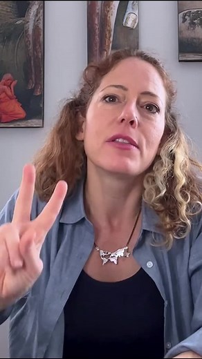 Rethink your packing cube priorities. Go beyond durability and weight. #travel #choices #zippers #priorities | The Professional Hobo