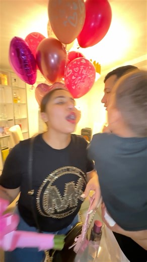 Le adelanté el regalo de madres a mi esposa y esta fue su reacción🥹 | Yordan