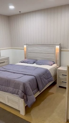 5 pc bedroom set King $1899 Queen $1799 Bed frame, mirror, night stand, dresser, chest . . #Home #OrlandoFlorida #tampa #Osceola #Ocoee #Kissimmee #bed #furniture #house #newbed #kidbedroom #Jacksonville #Miami #dinningroomset #livingroom #apartments #housing #condos #Deals #discount #wholesales #housefurniture #tables #chairs #dressers #sofas #sectional #furnitureonle #furnituredesign #Bunkbeds | King Mattress & Furniture