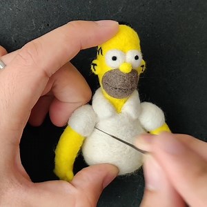 5.8M views · 45K reactions | I made Homer Simpson out of wool with needlefelting. Watch my crafting process with satisfying ASMR sounds. #homersimpson #needlefelting #art #asmr #oddlysatisfying #cartoon #artsandcrafts #artwork | Kai Crafts | Facebook
