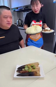 Help each one follow page🙏🏻🙏🏻 #strange #snap #love #letloose #humor #goofy #laugh #art #spooky #omg #life #happy #memes #enjoy #lol #nature #photography #snapchats #comedy #fuck #wtfmemes #weird #ok #fun #goofball #silly #smile | Sem Bakker