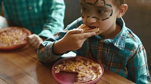 33K views · 239 reactions | Zilele de naștere sunt mai faine când copii se transformă în eroii lor preferați. Animatoarele noatre știu secretul magic  #olivamd #localsmd #healthyfood #kids #birthdayparty | Oliva Restaurant | Facebook